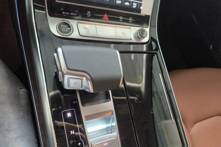 Used Audi Q7 2025 55 TFSI quattro S line Black Warrior Edition
