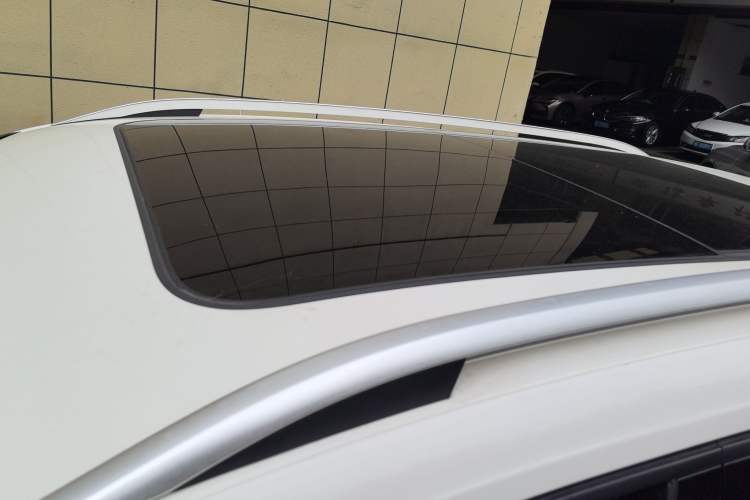 Used Volkswagen Tharu 2021 280TSI Two-Wheel Drive Comfort Edition Roof