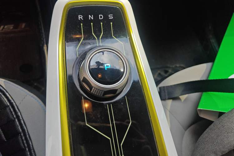 Used Oshan Benni E-Star 2022 Charming Edition Colorful Model Lithium-Ion Battery