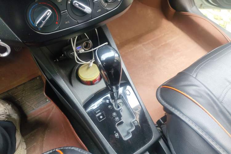 Used Dongfeng Aeolus AX3 2016 1.5L Automatic Shangkue Model
