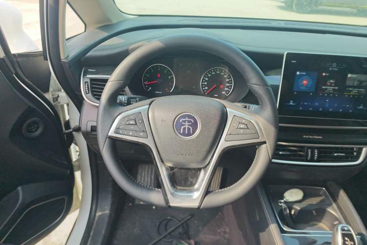 Used BYD Song MAX 2019 1.5T Automatic Smart Connect Ruiyi Model 7 Seats China V Emission Standard Steering Wheel