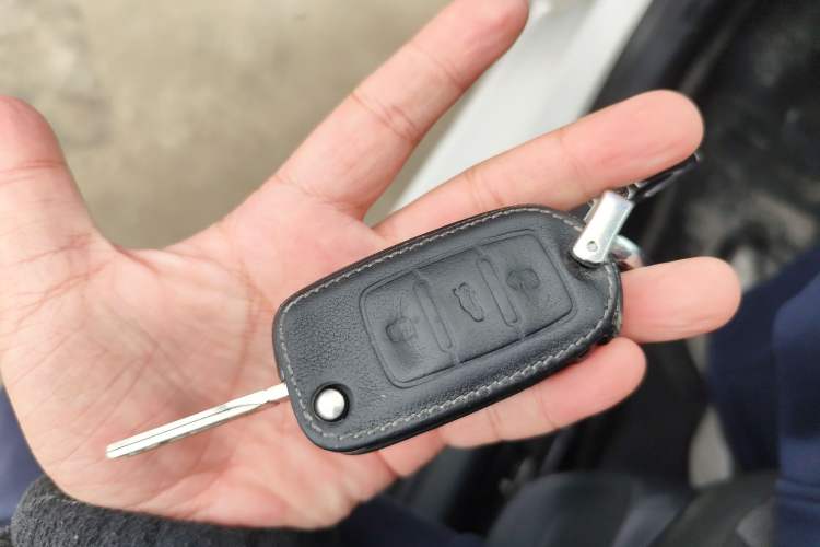 Used Volkswagen Polo 2016 1.6L Automatic Comfort Model
