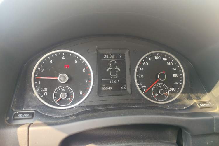 Used Volkswagen Tiguan L 2015 1.8TSI Automatic Two-Wheel Drive Trend Edition