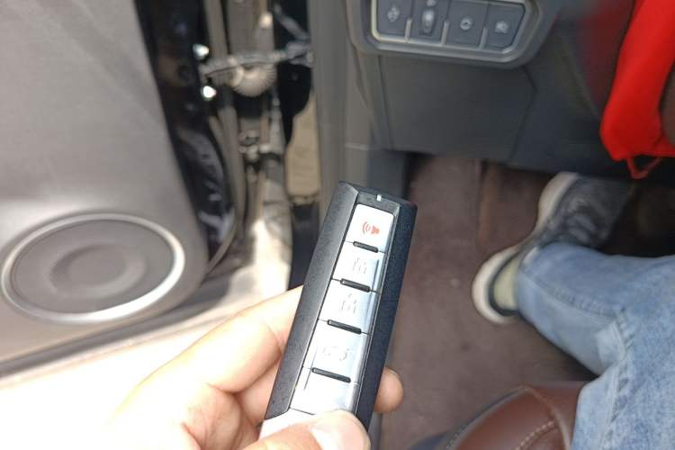 Used Wey VV6 2021 2.0T Two-Wheel Drive Smart Protection+ Vehicle Key