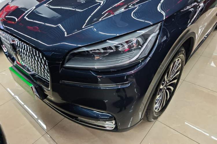 Used Lincoln Aviator 2023 3.0T V6 All-Wheel Drive Zunya Cruise Version 7 Seats Left Front Headlight