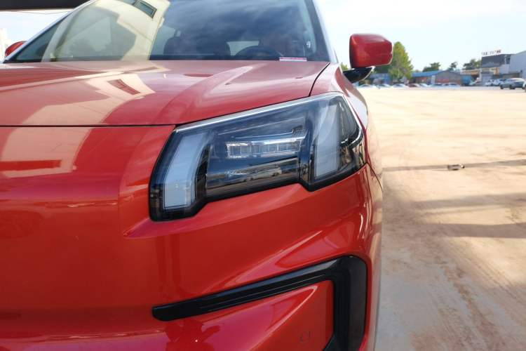 Used AION V 2024 Aion Tyrannosaurus 650 LiDAR Edition