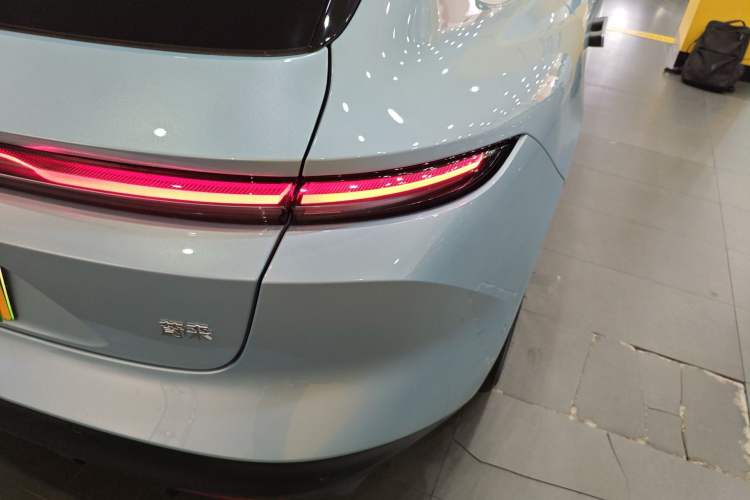 Used Nio ET5T 2024 75kWh Touring Right Rear Taillight