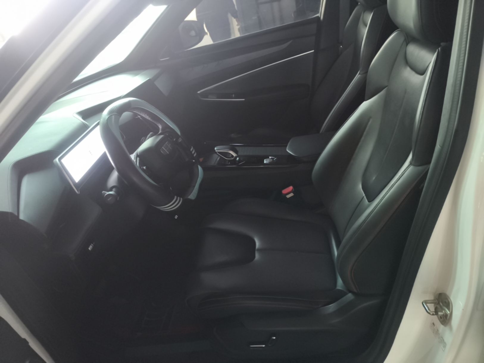 Geely Auto Emgrand X7 Sport 2023 Boyue COOL 1.5TD Smart Connect+ — снимка 17