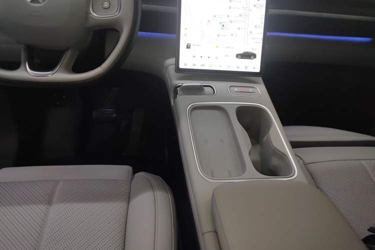 Used Nio EC6 2024 75 kWh