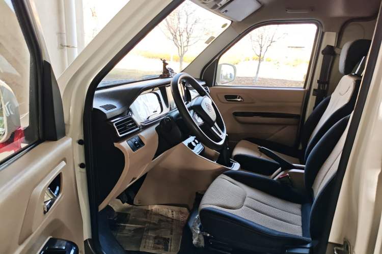 Used CHANGAN KUAYUE Xing V7 2022 1.6L Gasoline Comfort Version 2-Seat Dual-Side Doors DAM16KR Left Front Seat