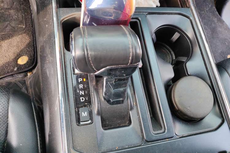 Used Ford F-150  Gear Lever