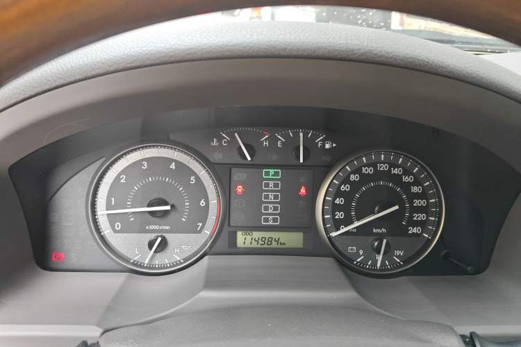 Used Toyota Land Cruiser  Instrument Cluster