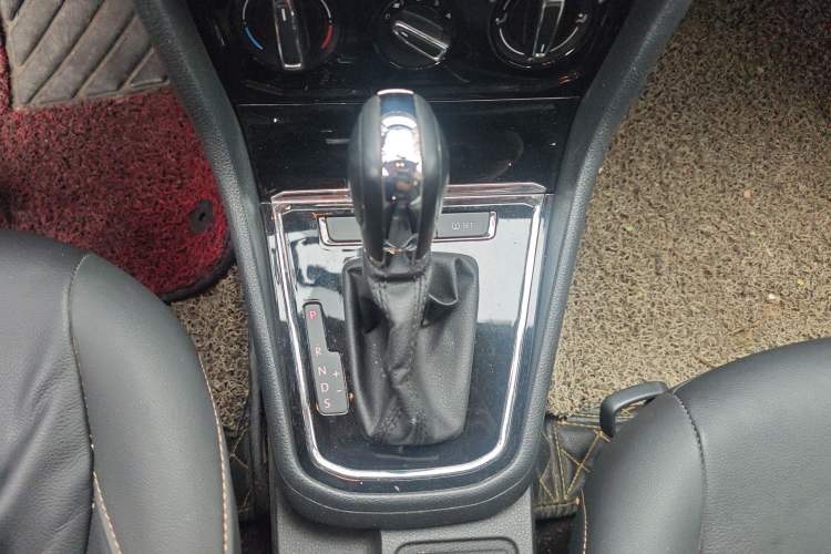 Used Volkswagen Bora 2016 1.6L Automatic Comfort Model
