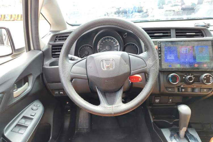 Used Honda Fit 2016 1.5L LXS CVT Comfort Sunroof Version Steering Wheel