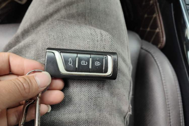 Used GAC Trumpchi GS4 2018 200T G-DCT Two-Wheel Drive Elite Edition
