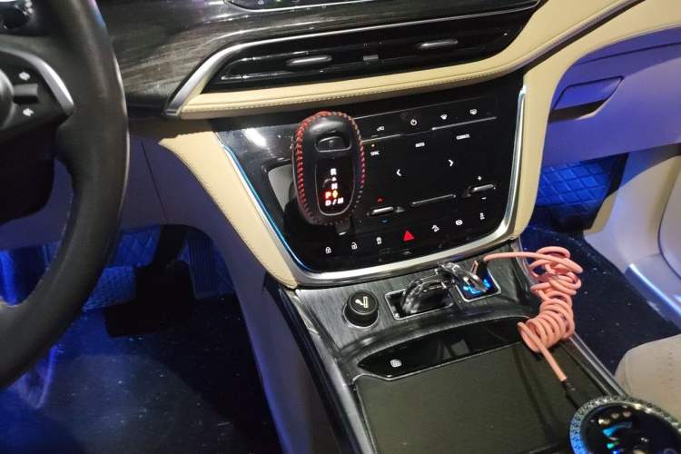 Used Buick GL8 2023 ES Lu Zun Deluxe Model