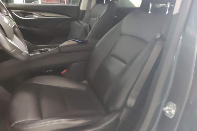 Used Buick Enclave 2020 28T Two-Wheel Drive Luxury Version
