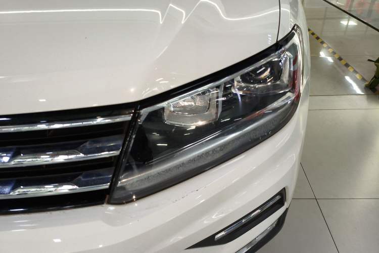 Used Volkswagen Tiguan L 2021 330TSI Automatic Two-Wheel Drive Smart Edition