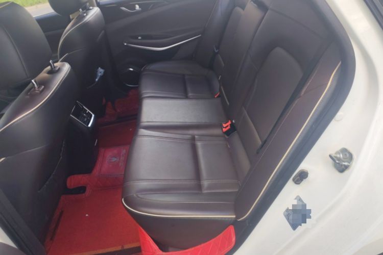 Used CHANGAN Raeton CC 2018 1.5T Manual Luxury Model China V Standard