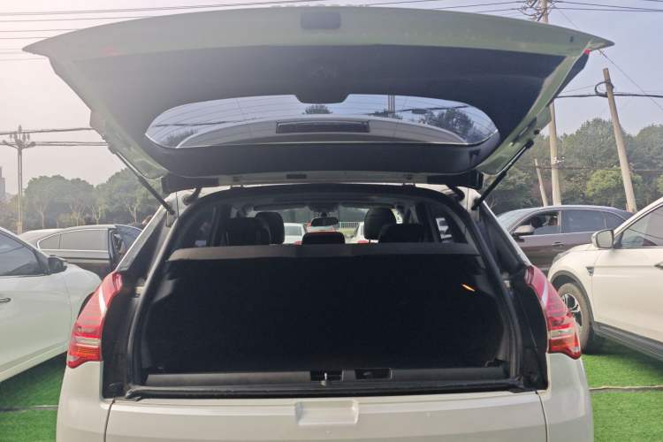 Used Peugeot 3008 2015 1.6THP Automatic Prestige Edition
