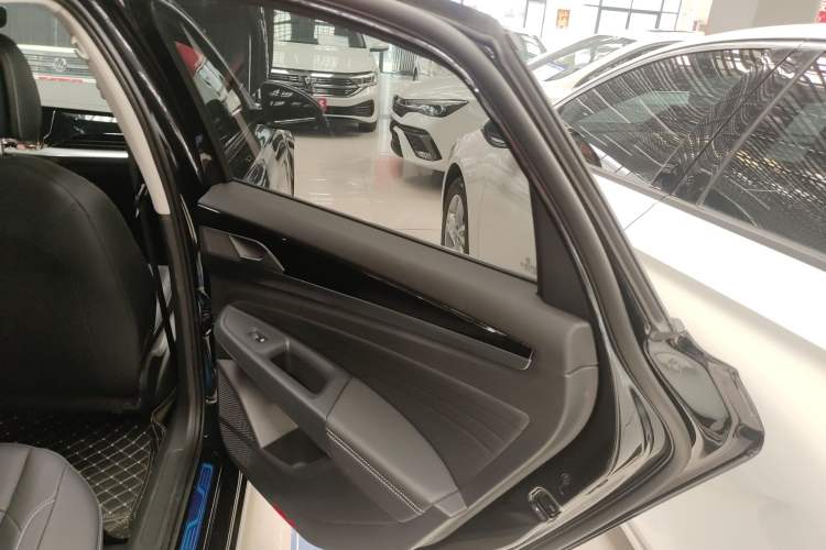 Used Volkswagen Passat 2025 Outstanding Model 330TSI Starry Elite Edition