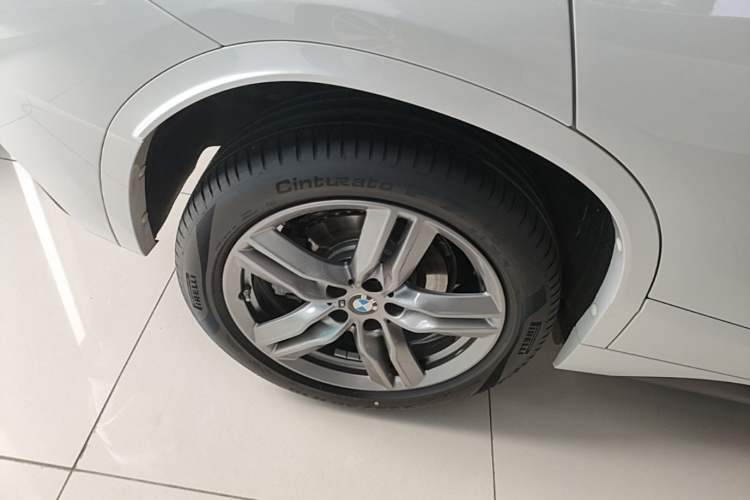 Used BMW X2 2023 sDrive25i M Sport Night Edition Right Rear Wheel Hub