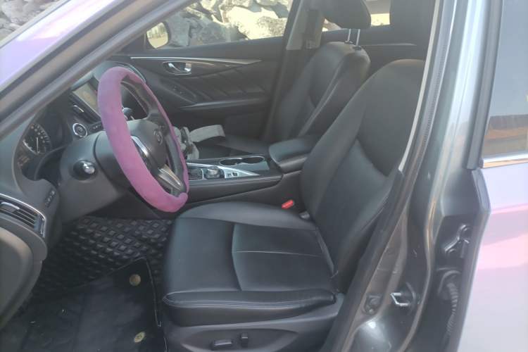 Used Infiniti Q50L 2018 2.0T Comfort Edition China VI Standard