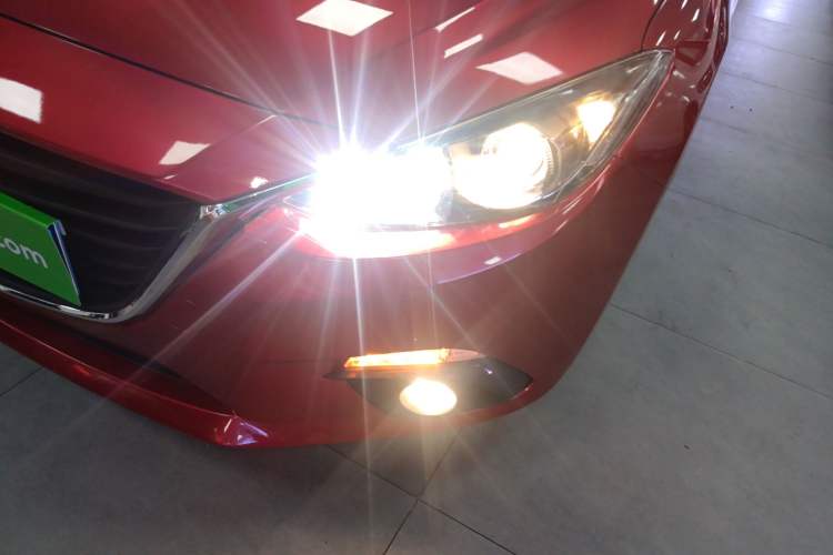 Used Mazda 3 Axela 2016 Sedan 1.5L Automatic Comfort Model Left Front Headlight