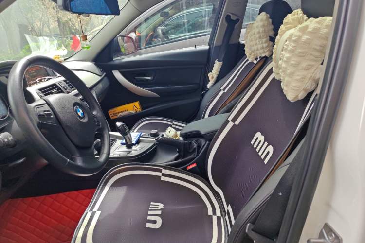 Used BMW 3 Series 2014 320Li Fashion Model
