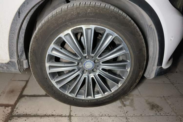 Used Mercedes-Benz GLC 2016 GLC 200 4MATIC Right Front Wheel Hub