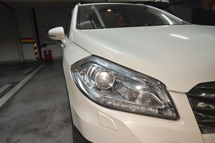 Used Suzuki S-Cross 2014 1.6L CVT Two-Wheel Drive Elite Version
