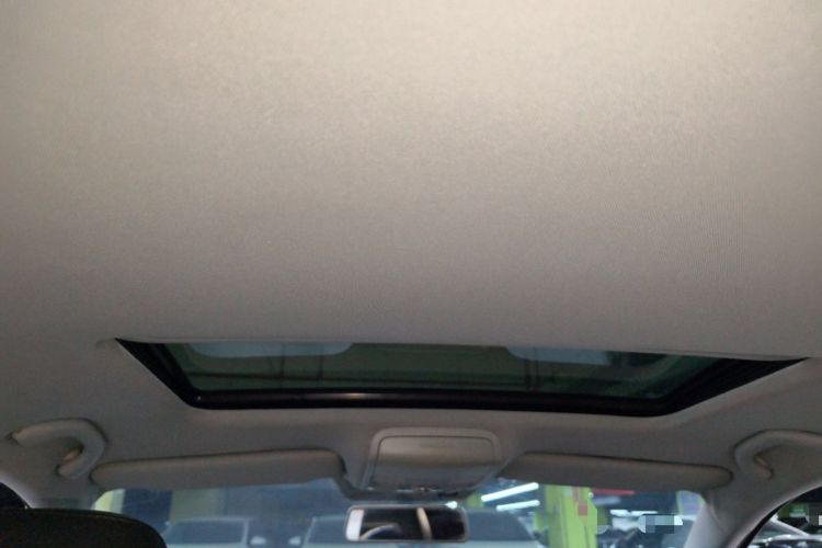 Used Volkswagen Sagitar 2012 1.6L Automatic Comfort Edition Headliner