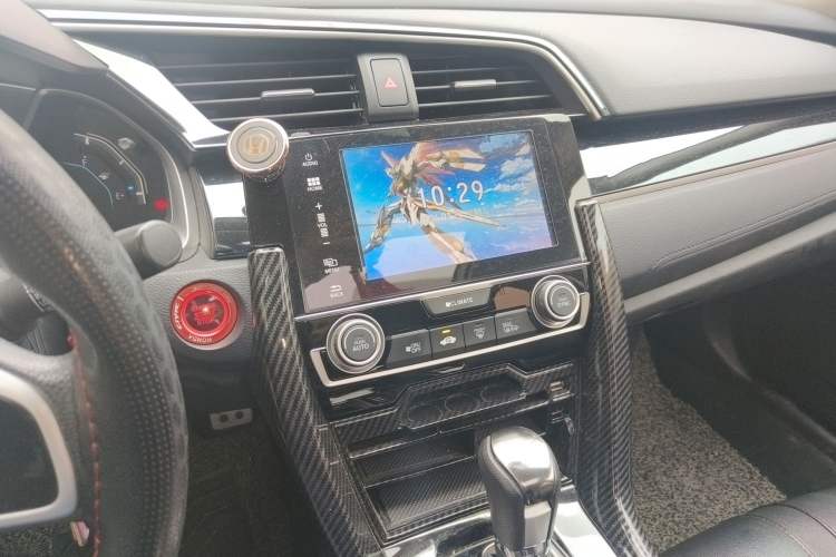 Used Honda Civic 2016 220TURBO CVT Luxury Edition Audio And AC Panel