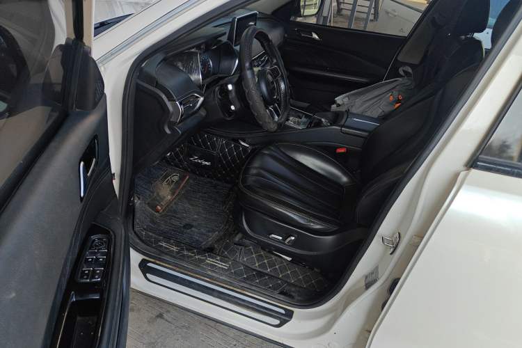 Used Zotye T600 2019 1.5T Automatic Prestige Model Left Front Seat