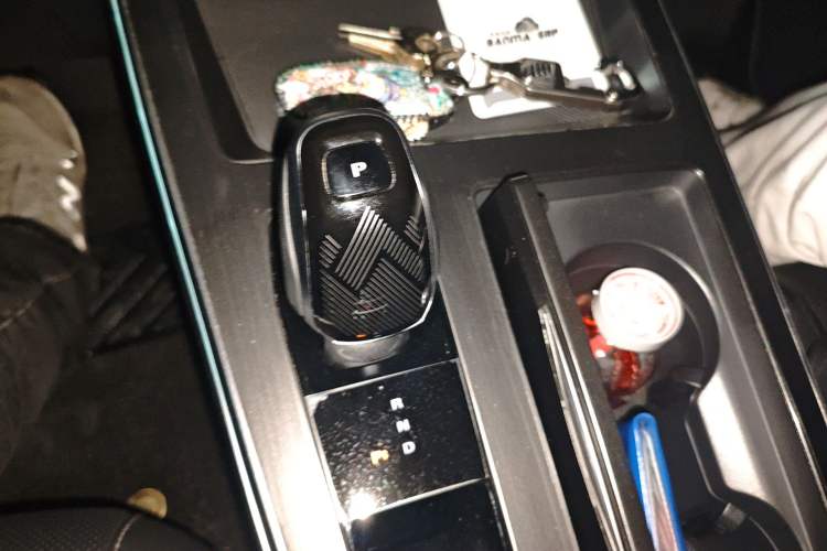 Used Roewe RX5 MAX 2022 1.5T Automatic Zhiwei Prestige Edition Gear Lever