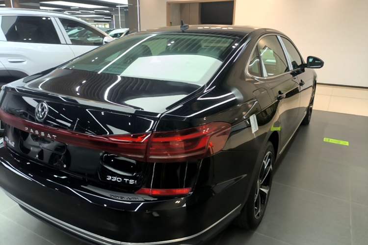 Used Volkswagen Passat 2023 Revised 330TSI Starry Elite Edition