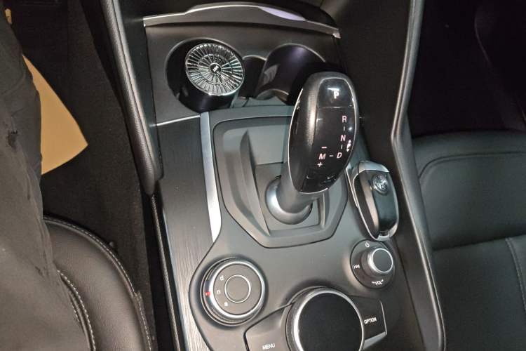 Used Alfa Romeo Giulia 2017 2.0T 280HP Luxury Edition