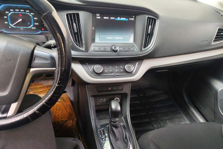 Used Roewe 360 2016 1.5L Automatic Smart Screen Version