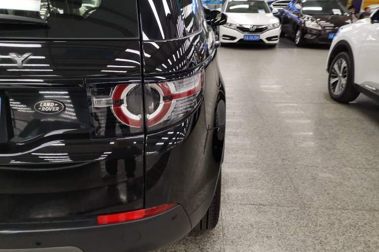 Used Land Rover Discovery Sport 2018 240 PS SE Version