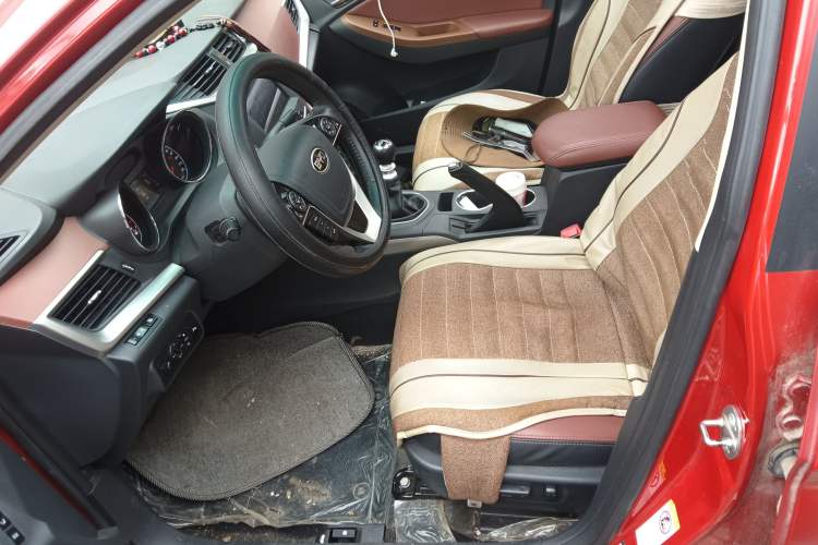 Used BYD G5 2014 1.5TI Manual Flagship Edition