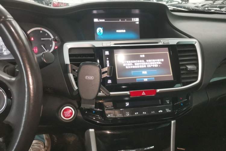 Used Honda Accord 2016 2.4L Luxury Edition Audio And AC Panel