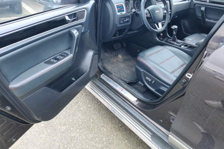 Used Yema T70 2016 1.8T CVT Elegant Model Driver Seat