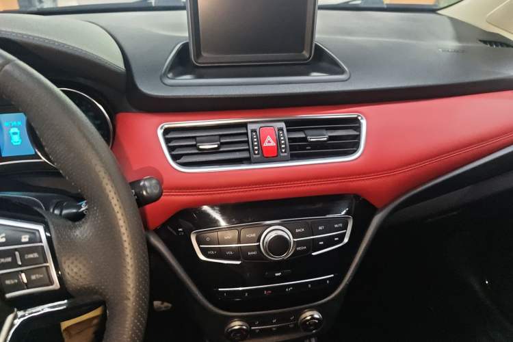 Used Haval H1 2015 1.5L AMT Luxury Model