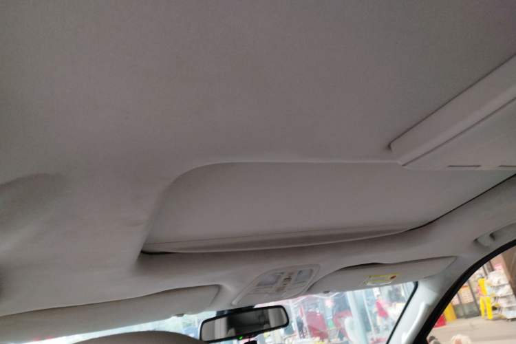 Used SAIC MAXUS G10 2016 2.0T Automatic Luxury Executive Edition
