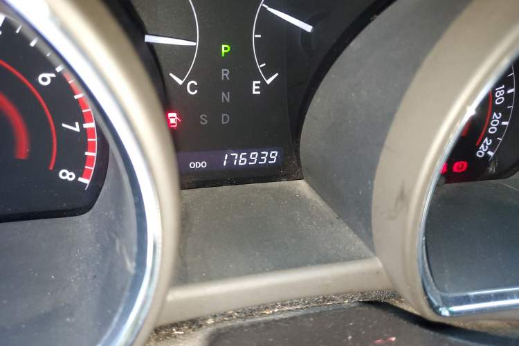 Used Toyota Highlander 2011 2.7L Two-Wheel Drive 7-Seater Elite Edition
