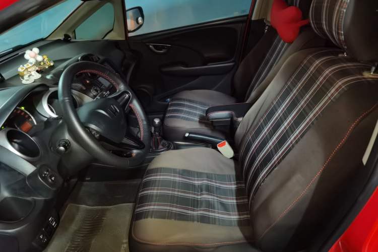 Used Honda Fit 2011 1.3L manual Comfort version Left Front Seat