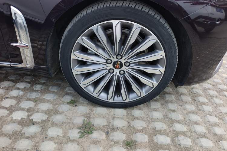 Used Hongqi H9 2020 3.0T Smart Connect Flagship Four-Seat Version Right Front Wheel Hub