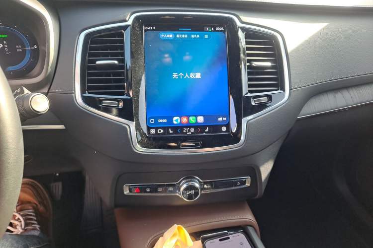 Used Volvo XC90 New Energy 2023 T8 RECHARGE Luxury Prestige 7-Seater Audio And AC Panel