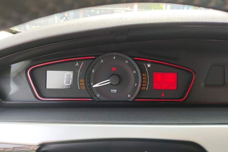 Used Roewe 550 2012 550 1.8L Automatic Value Edition
