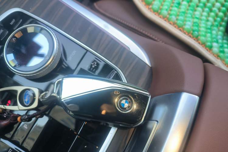 Used BMW X7 2024 xDrive40i Luxury Package – Leading Model